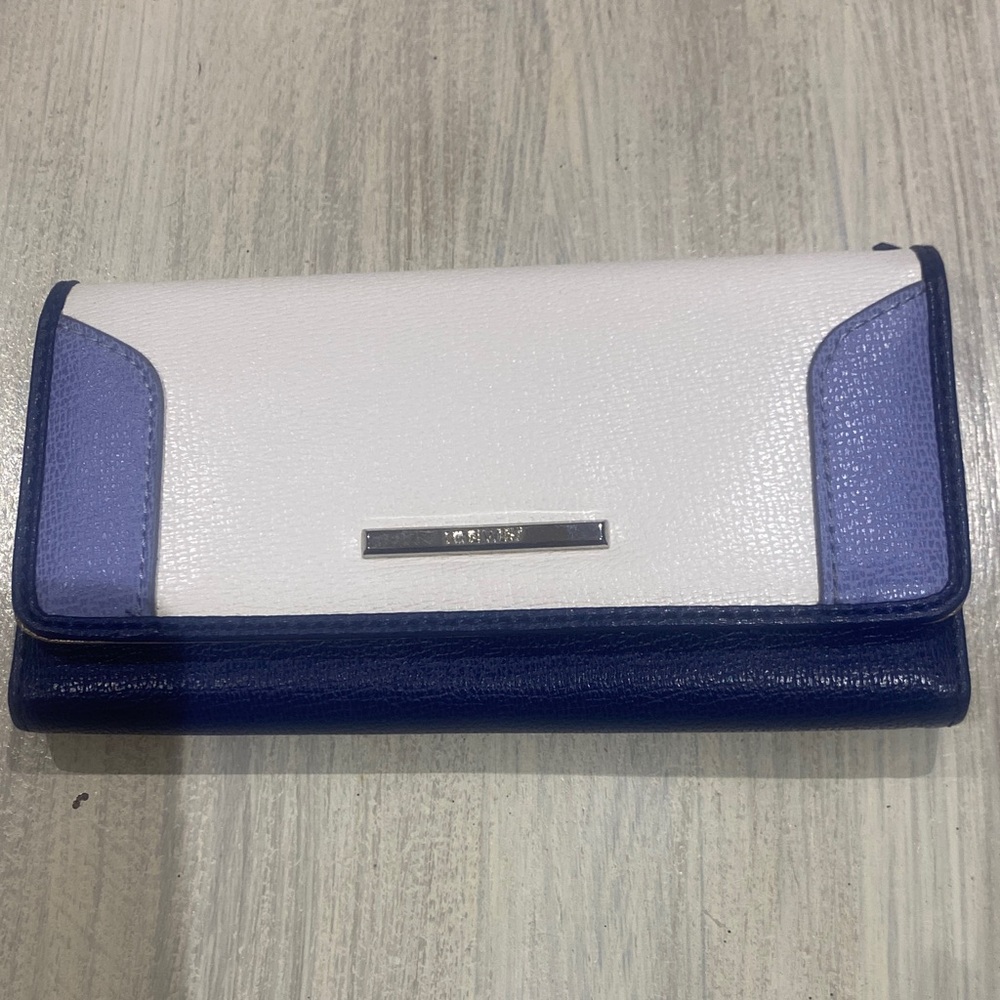 Color Block Nine West Navy and White Wallet